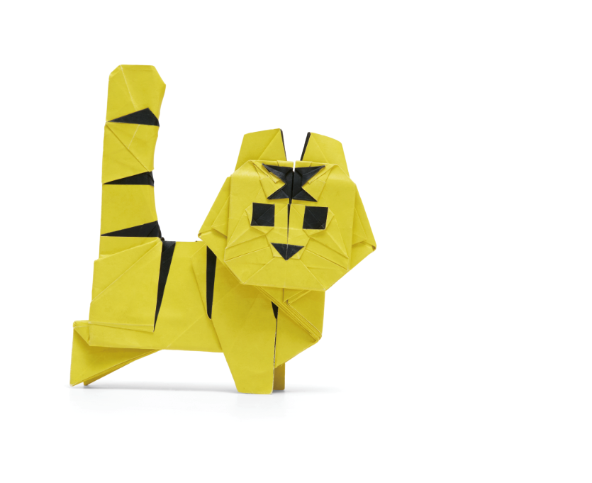 Origami Tiger designed by Syn / Jiahui Li, folded by Syn / Jiahui Li, using DUO-COLOR Extra Large paper