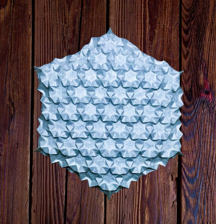 Curved Rhombus Tessellation (Expanded Version)