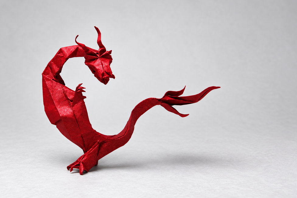 Origami Eastern Dragon designed by Red Paper - Wonseon Seo, folded by TERRY Nicolas, using Sandwich paper
