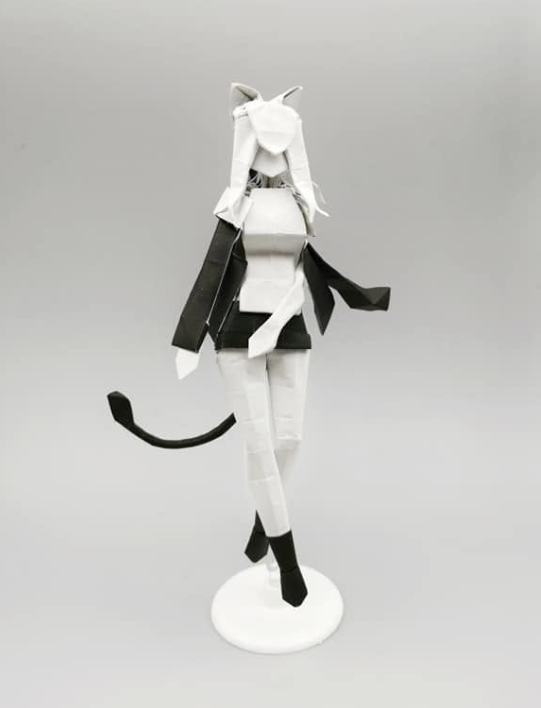 Origami Black & White Nekomimi designed by Yanhui Lai, folded by Yanhui Lai, using Duo Extra Large paper (#01 Black)