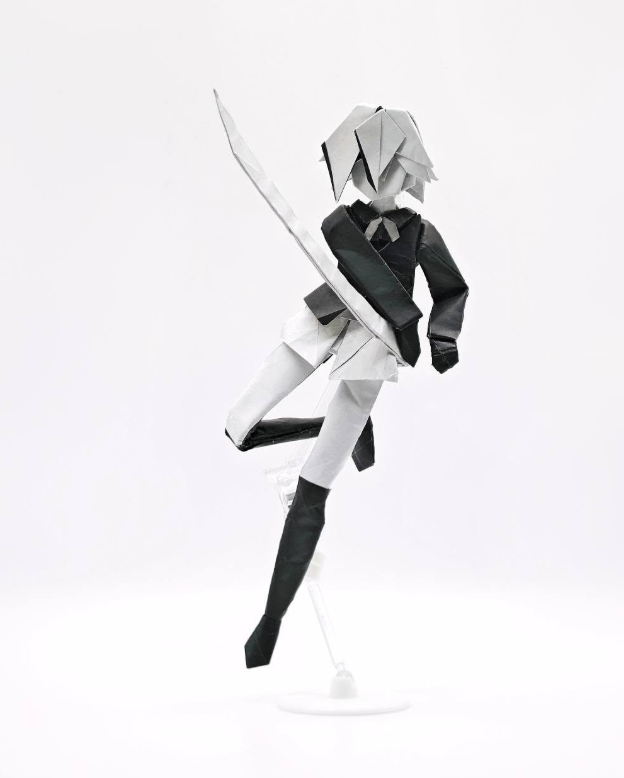Origami 2B – NieR:Automata. designed by Yanhui Lai, folded by Yanhui Lai, using Duo Extra Large paper (#01 Black)