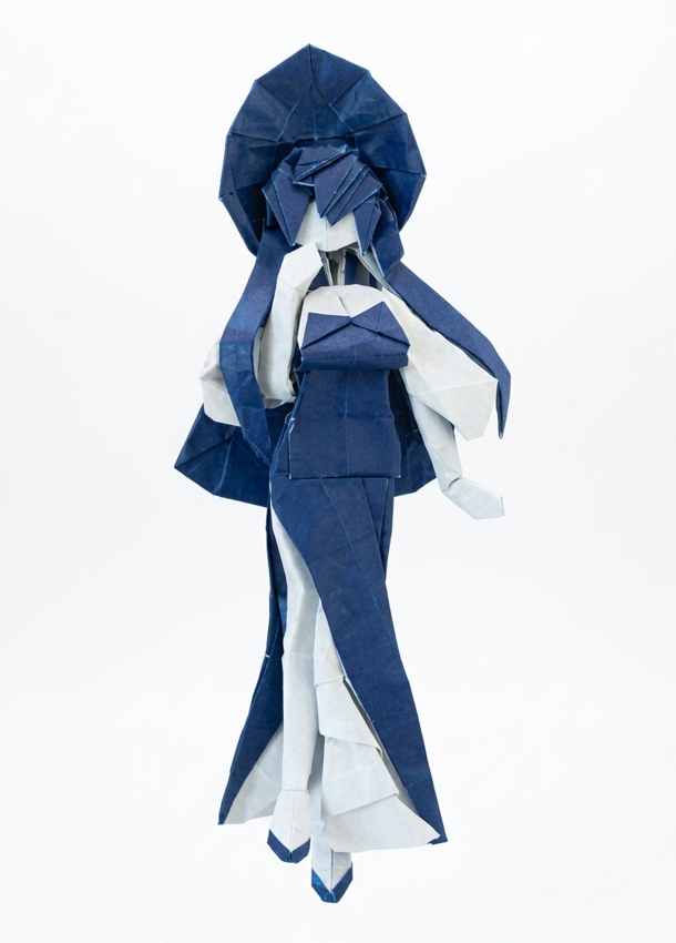Origami Anime Girl in Blue Evening Gown & Wide Sun Hat designed by Yanhui Lai, folded by Yanhui Lai, using Duo Extra Large paper (#18 Dark Blue)