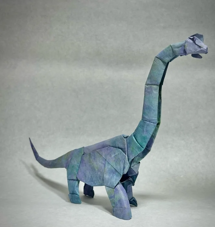 Origami Brachiosaurus designed by Shuki Kato, folded by origami_geofflin