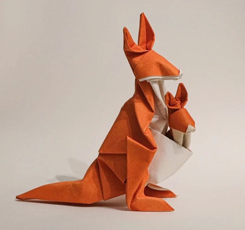 Origami Kangaroo designed by Nguyễn Võ Hiến Chương, folded by Nguyễn Võ Hiến Chương, using ARCHES paper (Painted on one side)