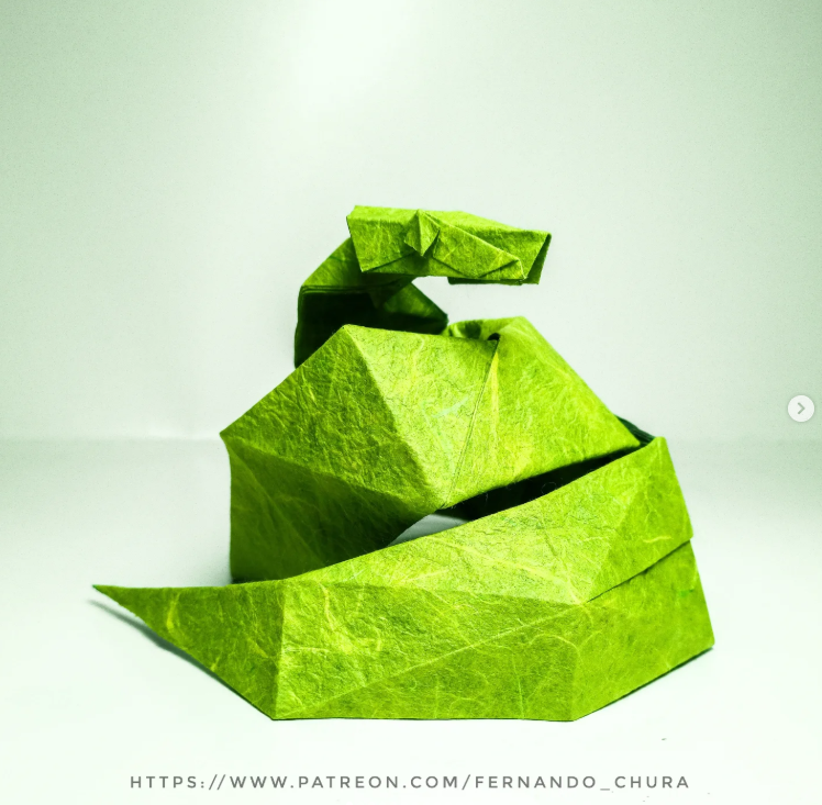 Origami Snake 2025 designed by CHURA HUANCA Fernando, folded by Chura Huanca Fernando, using Duo Thai paper (DARK GREEN/GREEN)