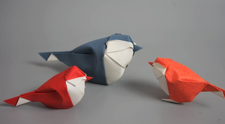 Origami Little birds 2019-2021 designed by Hoàng Tiến Quyết, folded by Hoàng Tiến Quyết, using ARCHES paper
