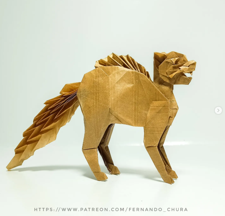 Origami Scared Cat! designed by CHURA HUANCA Fernando, folded by Chura Huanca Fernando, using Kraft Alios paper (Kraft Alios 100x100)