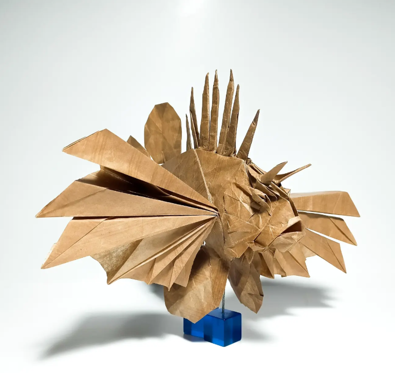 Origami Lionfish (ver.2) designed by CHURA HUANCA Fernando, folded by Chura Huanca Fernando, using Kraft Alios paper