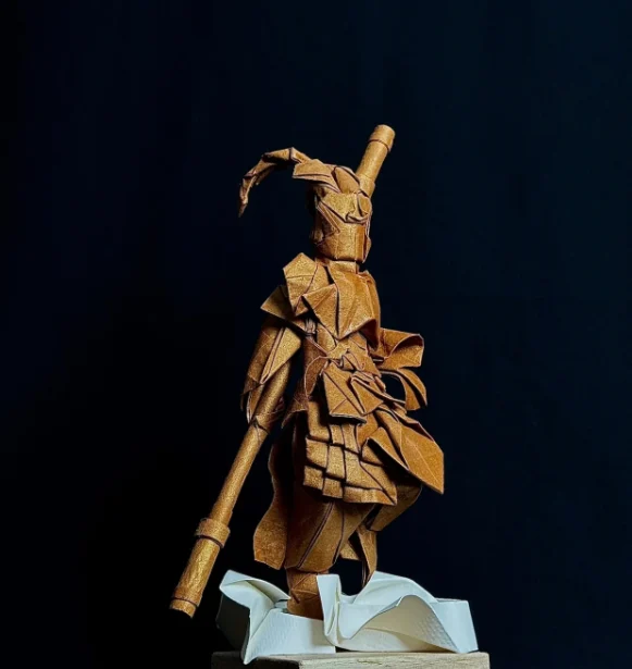 Origami Sun Wukong designed by Trần Lương, folded by Trần Lương, using Unryu Dó paper